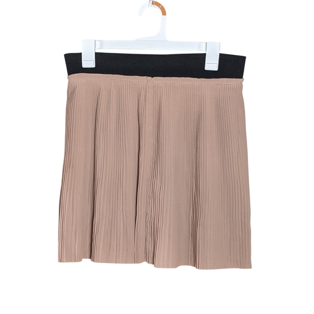 Zara Women's Tan Pleated Mini Skirt Size M
